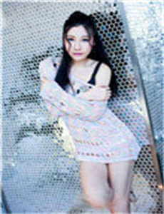 《BBOX撕裂BASS乌克兰-美女富二代开店卖鸭》